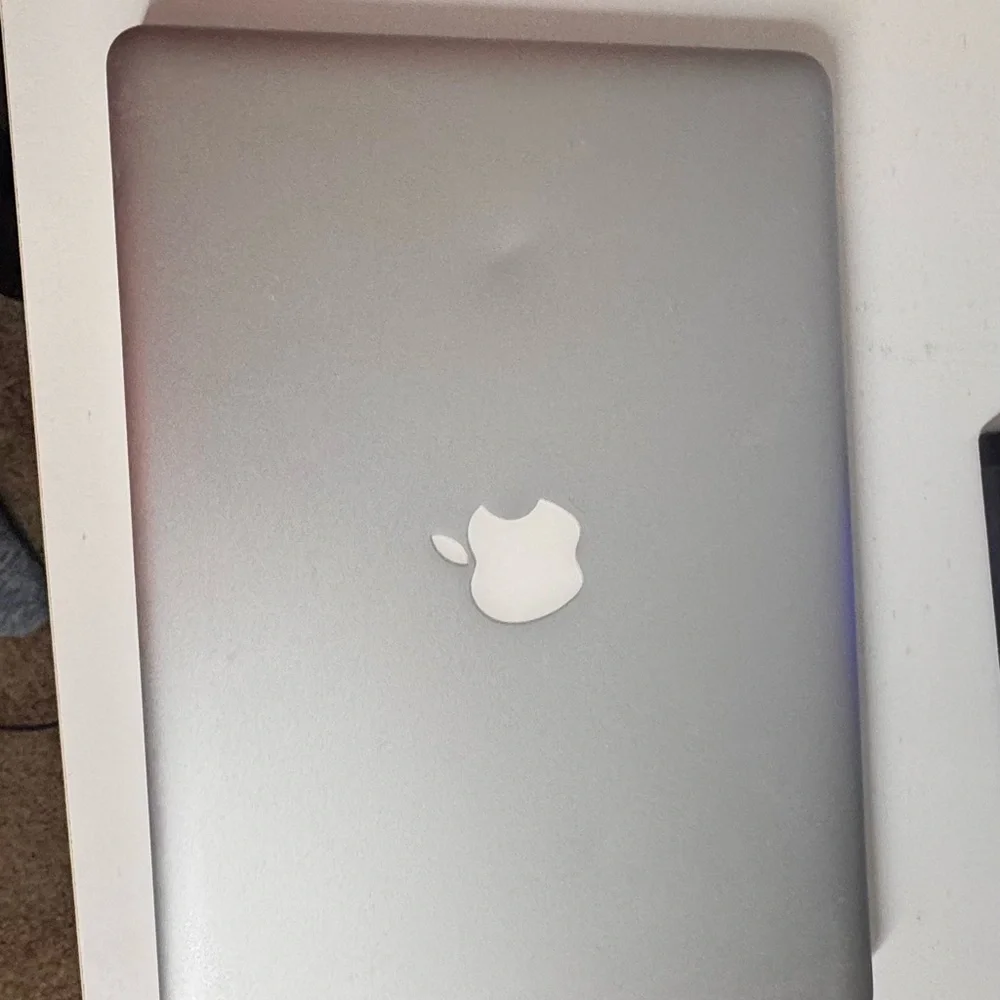 Apple MacBook Pro Laptop A1278 Silver – For Parts / Repair